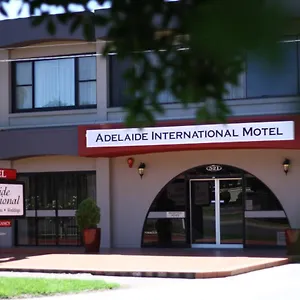 3* Motel International